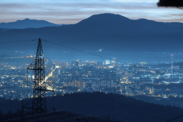 Cáp nguồn HV, MV và LV đảm bảo khả năng phân phối điện đáng tin cậy như thế nào?